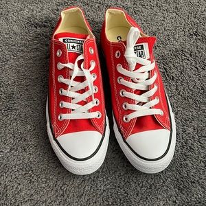 Converse shoes !